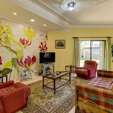 Villa Casa Vilamoura: 5-bedroom With Ac And Pool Near Vilamoura