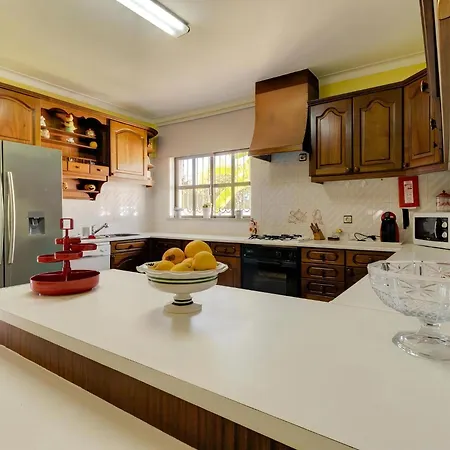Casa Vilamoura: 5-bedroom With Ac And Pool Near *