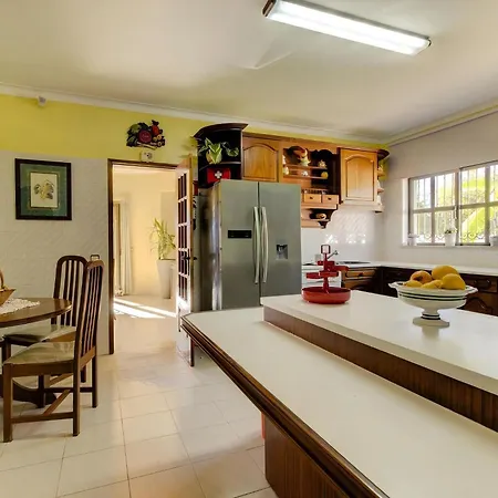 Casa Vilamoura: 5-bedroom With Ac And Pool Near Vilamoura