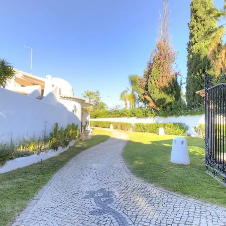 Casa Vilamoura: 5-bedroom With Ac And Pool Near Villa *