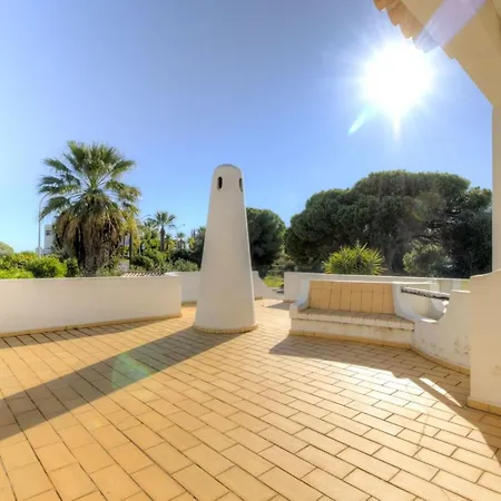 Casa Is A Lovely 5 Bedroom With Ac And Private Pool Within Easy Distance Of Of V