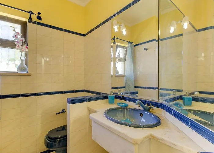 Casa Vilamoura: 5-bedroom With Ac And Pool Near Villa *