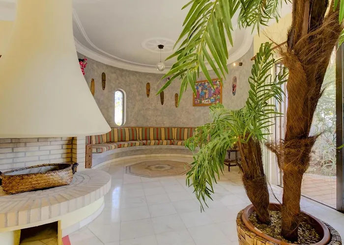 Casa Vilamoura: 5-bedroom With Ac And Pool Near Villa *